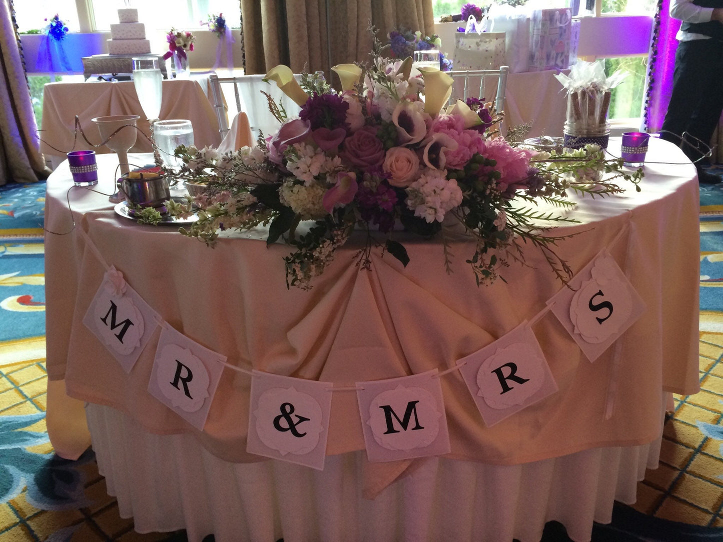 Mr & Mrs Banner / Baroque Sign