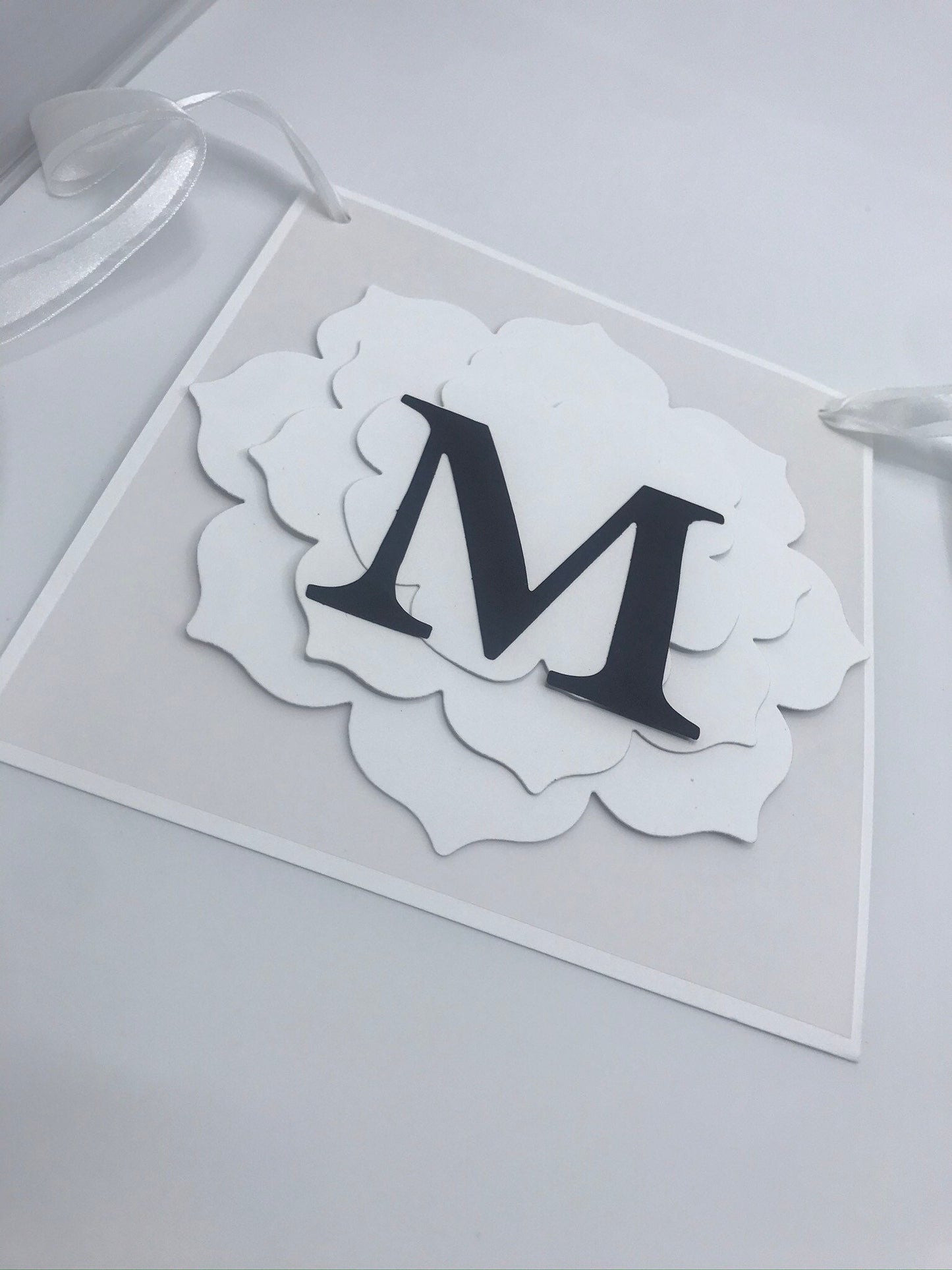 Mr & Mrs Banner / Floral Sign