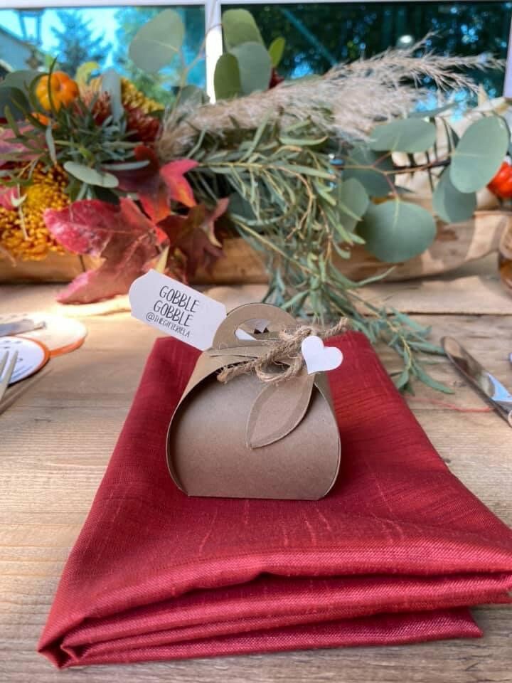 10 Large Thanksgiving Day Turkey Figurine Party Favors Table Setting Decor Gift Box