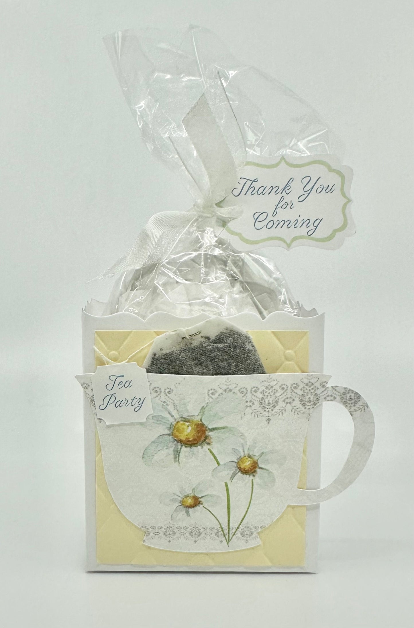 Trois Pâquerette Daisy Bouquet Tea Party Invitation Bridal Baby Showers Birthdays